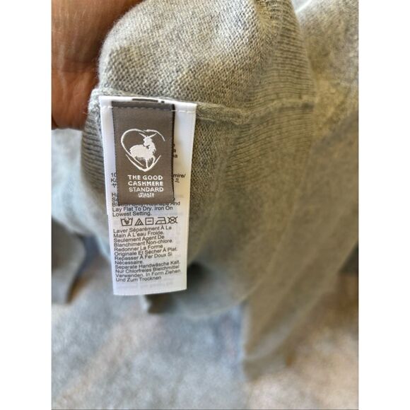 NWOT Limited-edition The New Yorker X J.Crew cashmere crewneck sweater , Sm $170 - Picture 5 of 8